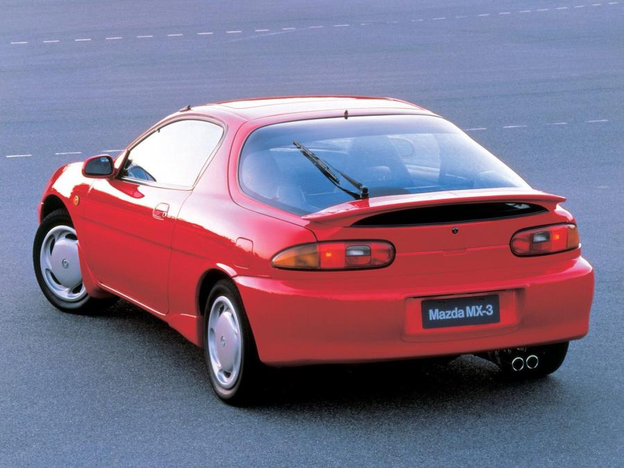  Mazda MX-3 1991 года  (фото 8 из 16)
